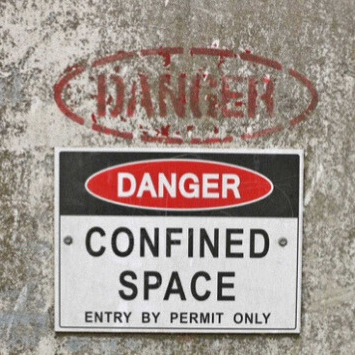 Dangerous confined space sign 