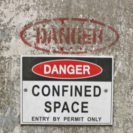 Dangerous confined space sign 